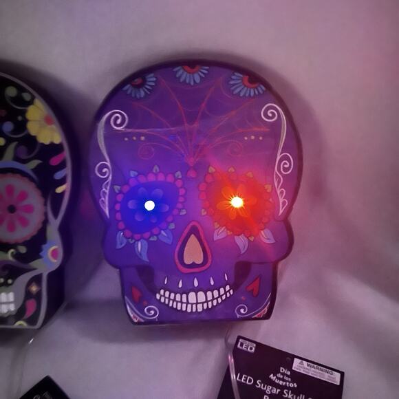 LED Sugar Skull Sign Lot of 2 Día De Los Muertos Day Of The Dead Holiday Decor - Picture 9 of 14
